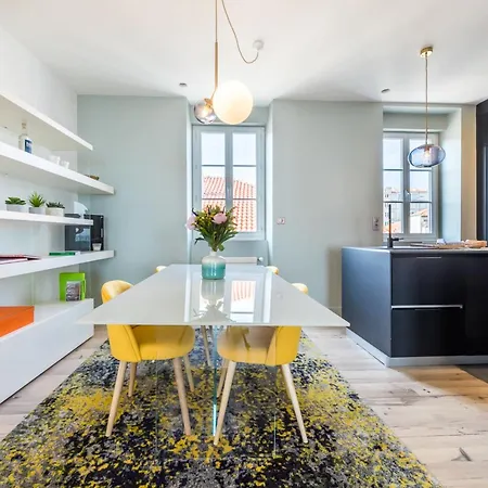 Balea Keyweek Seafront Duplex With Balcony Garage In Appartamento Biarritz